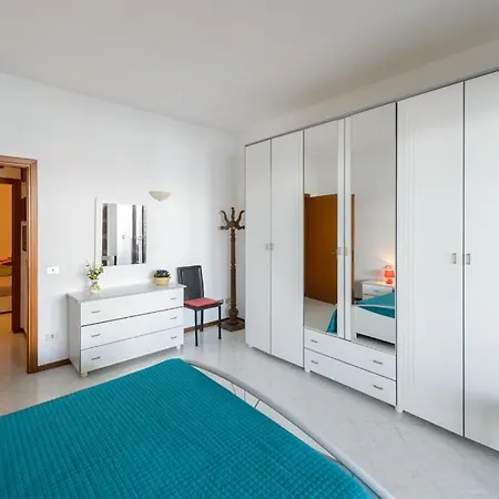 Panorama Apartment Stresa